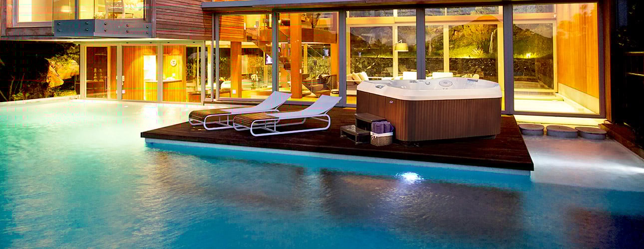 Hot Tub lounge seat